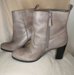 Cole Haan gray leather boots with heel, zips up side womens size 8